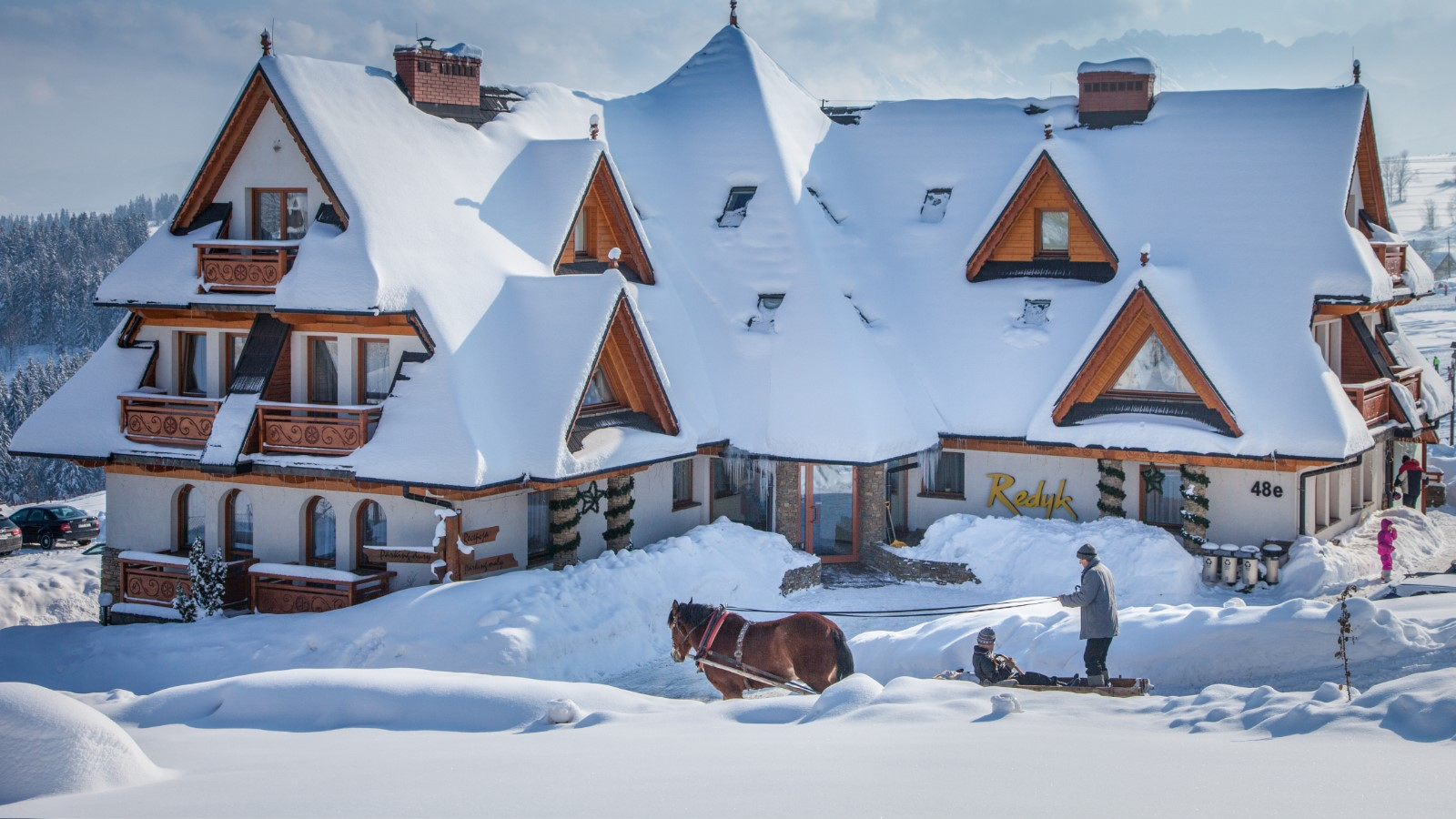Hotel Redyk - zimný výhľad